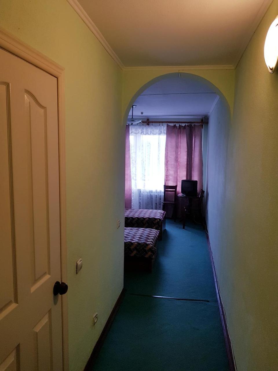 Sanatoriy-Hotel Feofaniya Kyiv Exterior photo